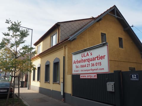 Hauseingang Perfektastraße 12