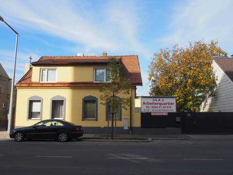 Das Quartier von der Straße aus